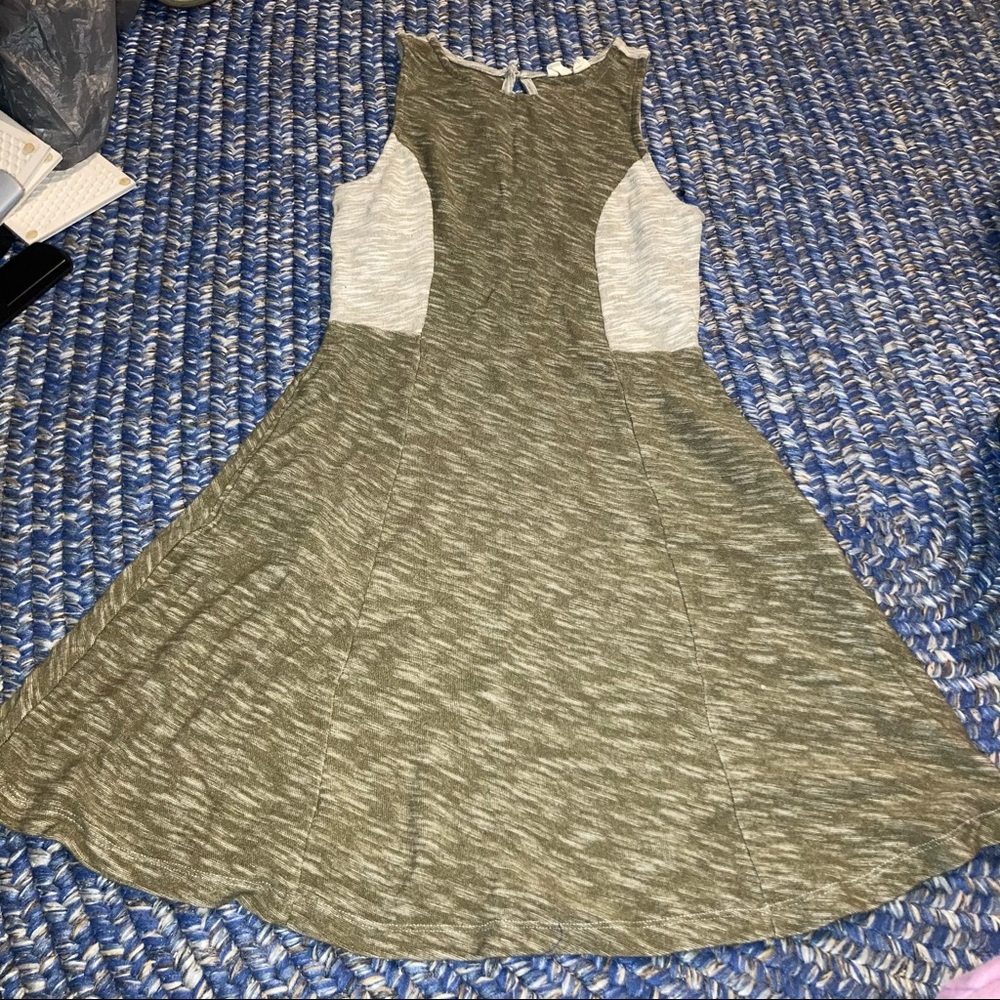 🟢 Green Roxy Skater Dress - Picture 2 of 6